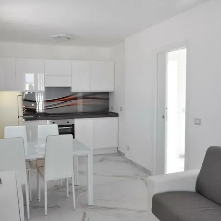 アパート Attico Vista Mare Terrazzo 50 Mq Splendido E Nuovo
