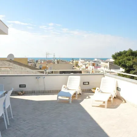 Attico Vista Mare Terrazzo 50 Mq Splendido E Nuovo アパート *